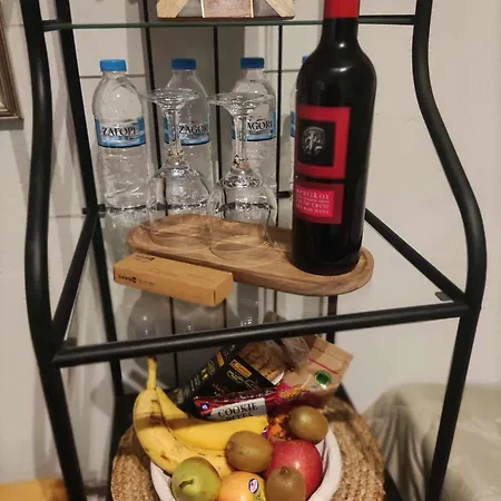 Incognito 테살로니키