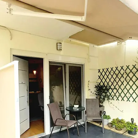 Apartment Incognito *